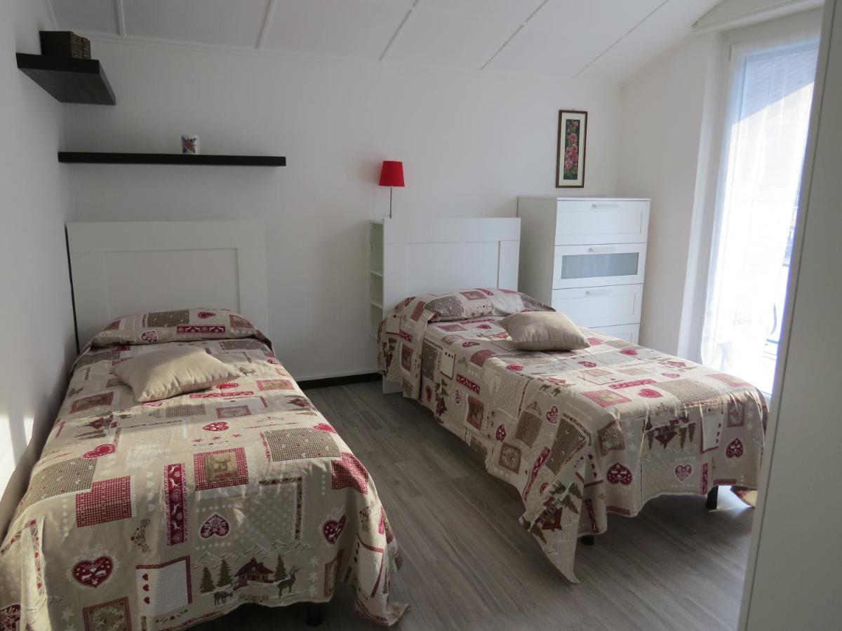 Casa Michela Parking Free Domodossola Lägenhet Exteriör bild