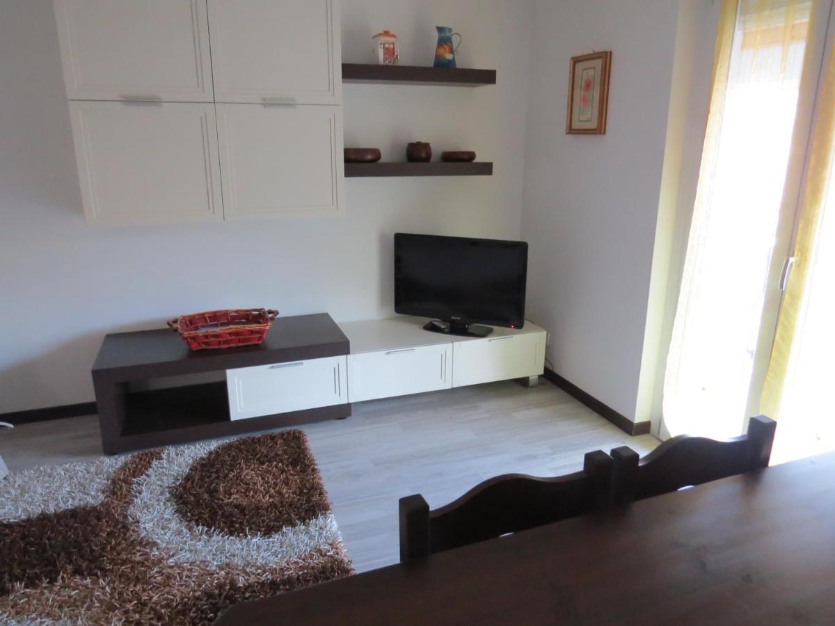 Casa Michela Parking Free Domodossola Lägenhet Exteriör bild